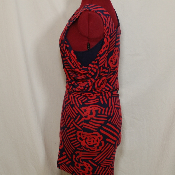 BCBGENERATION Asymmetrical Dress Size S - Picture 4 of 6